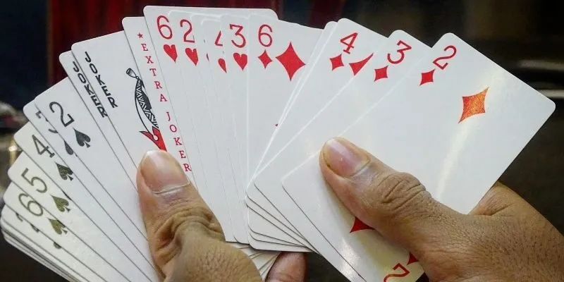 Định nghĩa về cách chia bài bịp